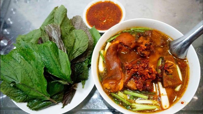 Khám phá cách nấu hủ tiếu dê thơm ngon, lạ miệng, chắc chắn sẽ khiến bạn mê mẩn và khó lòng quên được.