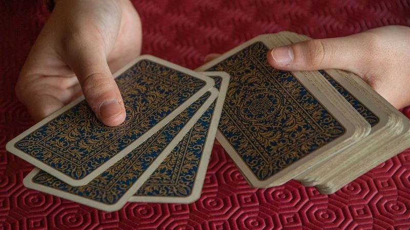 Khám phá 10 địa chỉ coi bói uy tín tại Hà Nội, nơi bạn có thể tìm thấy những lời tiên đoán chính xác và đáng tin cậy về tương lai.