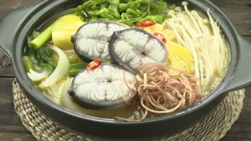 Khám phá cách làm lẩu cá chình thơm ngon, lôi cuốn, mang đến bữa ăn ấm cúng cho cả gia đình.