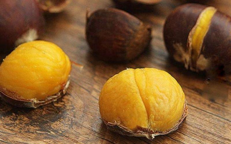 Khám phá các phương pháp bảo quản hạt dẻ rang và hạt dẻ tươi một cách đúng đắn, giúp hạt dẻ giữ được độ tươi lâu dài.