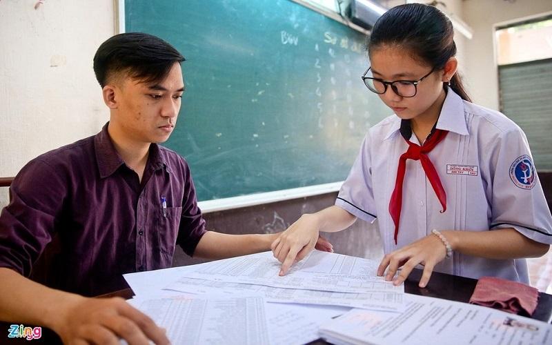 Lịch thi tuyển sinh vào lớp 10 năm 2023 trên toàn quốc, tại 63 tỉnh thành, giúp học sinh và phụ huynh dễ dàng nắm bắt thông tin quan trọng về thời gian thi tại các khu vực, bao gồm các thành phố lớn như TP.HCM, Hà Nội.