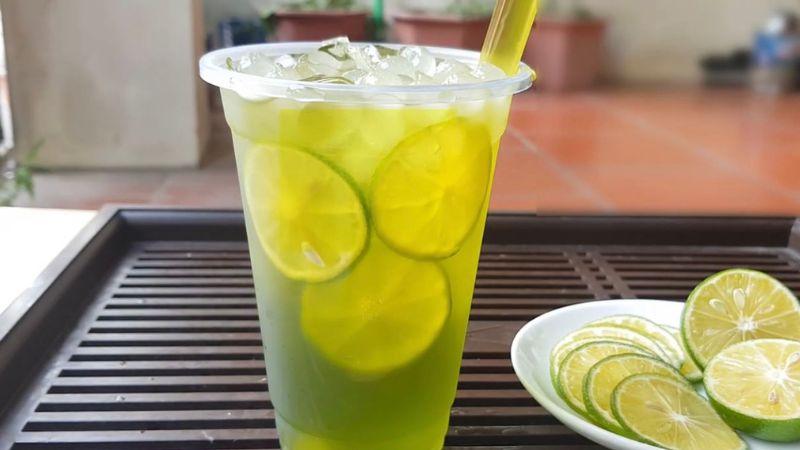 Khám phá cách chế biến trà chanh thái xanh thanh mát, tuyệt vời cho những ngày hè oi ả.