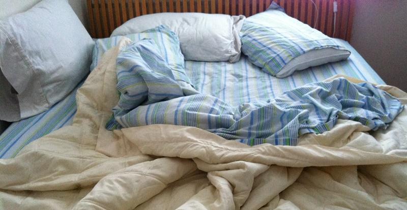 Tại sao dù phòng đã đóng kín, bụi vẫn xuất hiện? Hãy cùng khám phá cách để giữ cho không gian sống luôn sạch sẽ và trong lành.