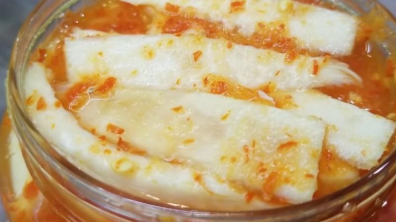 Bí quyết làm măng ớt giòn rụm, thấm đẫm gia vị mà không còn lo ngại về vị đắng. Cách làm đơn giản nhưng mang lại hương vị tuyệt vời cho món ăn. 