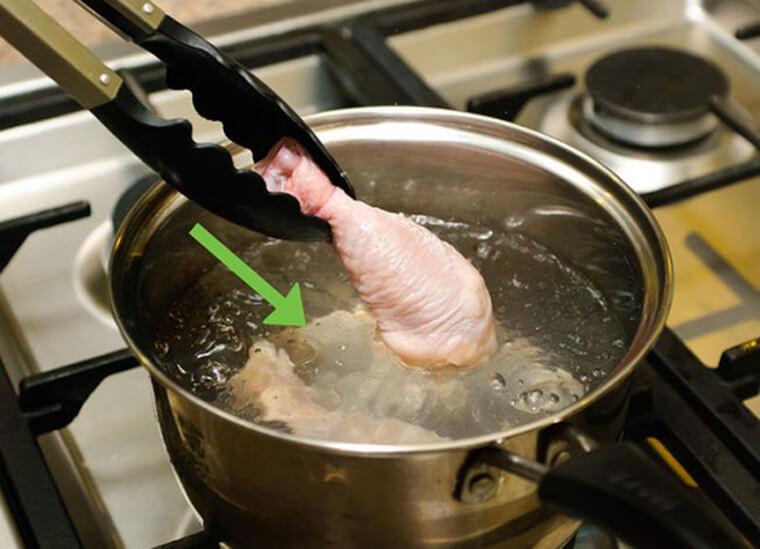 Cách chế biến cháo gà cà rốt đầy đủ dưỡng chất cho bé yêu tại nhà