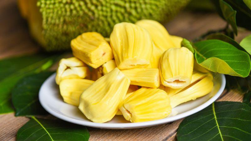 Giá mít Thái ngày 05/9/2023 tăng nhẹ 1.000 đồng/kg, ghi nhận sự điều chỉnh sau chuỗi ngày giảm giá kéo dài.