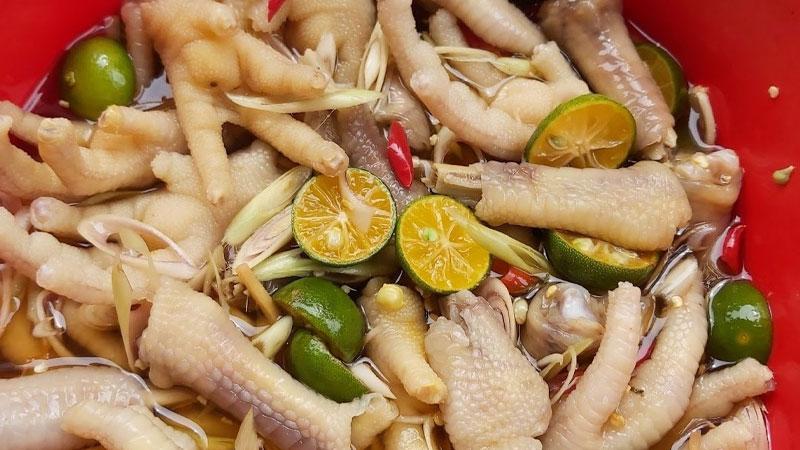 4 cách chế biến chân gà ngâm sả tắc thơm ngon, dễ làm và không bị đắng