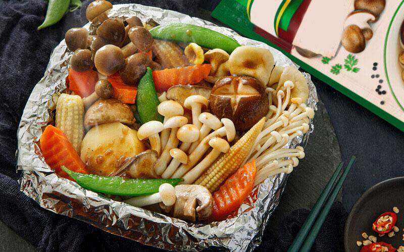 Hướng dẫn làm món nấm nướng giấy bạc thơm lừng, dễ dàng thực hiện tại nhà.