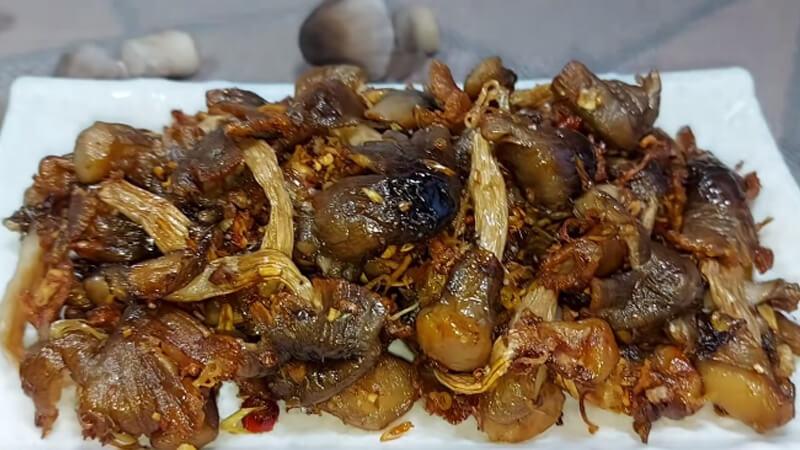 Hướng dẫn cách làm khô nấm rơm, giữ lâu và vẫn ngon miệng
