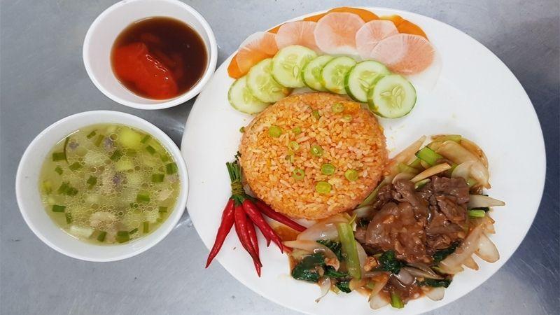Khám phá 4 quán ăn nổi tiếng trên đường Tôn Đản mà bạn không thể bỏ lỡ