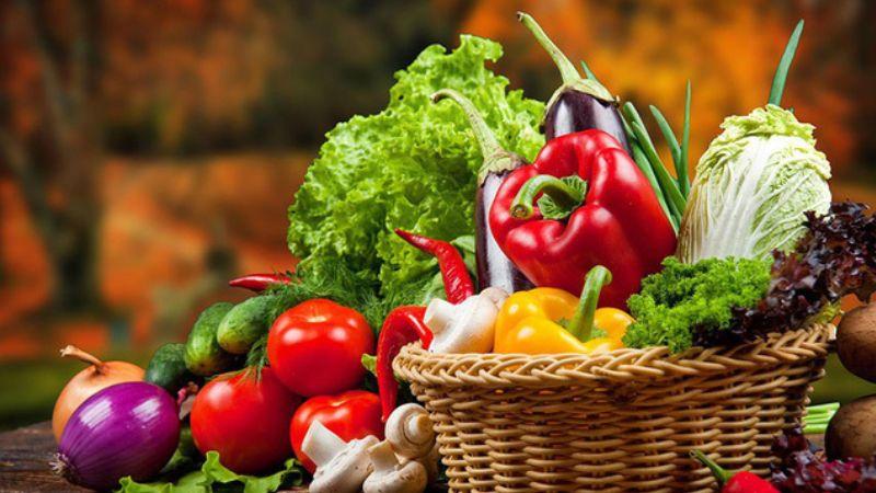 Những thực phẩm nào người mắc bệnh vảy nến nên và không nên dùng?