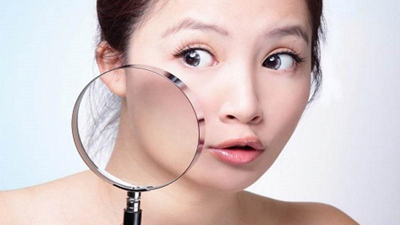 Chuyên gia chia sẻ những bí quyết chăm sóc da nhạy cảm khi bị mụn