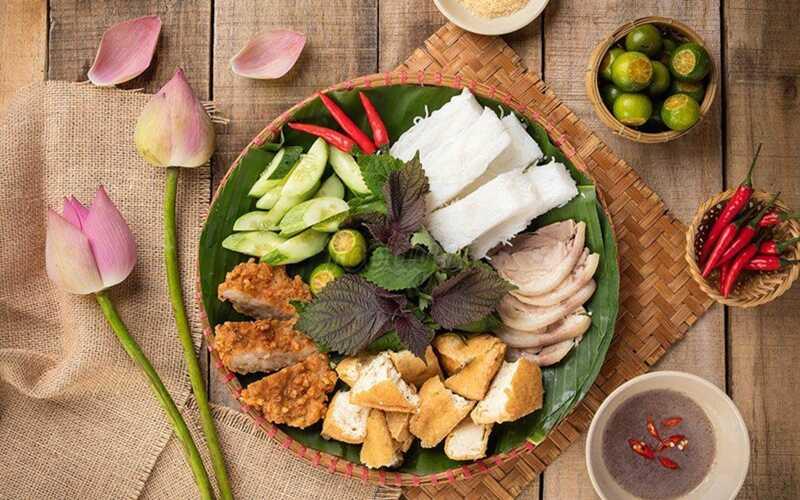Nếu bạn là tín đồ của bún đậu, đừng bỏ lỡ danh sách 10 quán bún đậu nổi tiếng, ngon miệng tại quận 1. Hãy cùng khám phá những địa điểm tuyệt vời này ngay nhé!