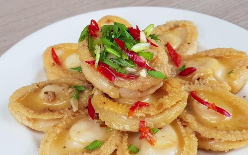 Khám phá cách chế biến bào ngư chiên bơ, món ăn mang hương thơm quyến rũ khiến cả gian bếp ngập tràn hương vị.