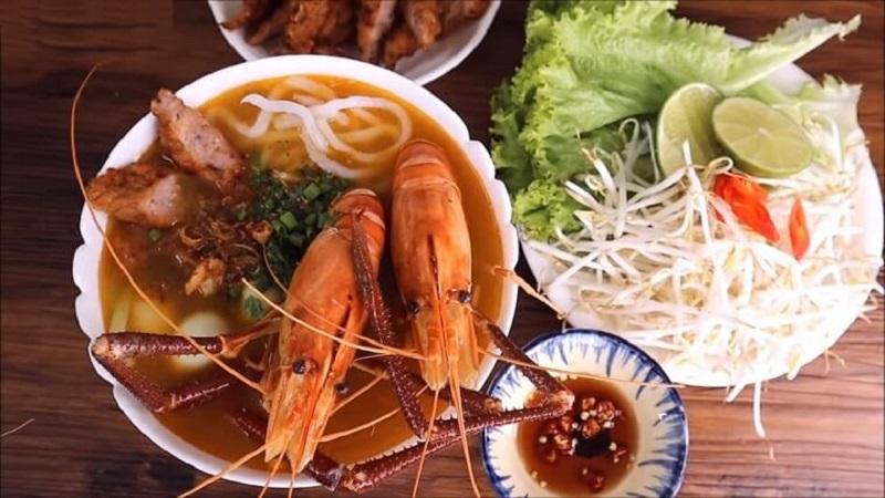 Khám phá cách làm bánh canh tôm càng xanh tuyệt vời, món ăn hấp dẫn khó cưỡng lại.