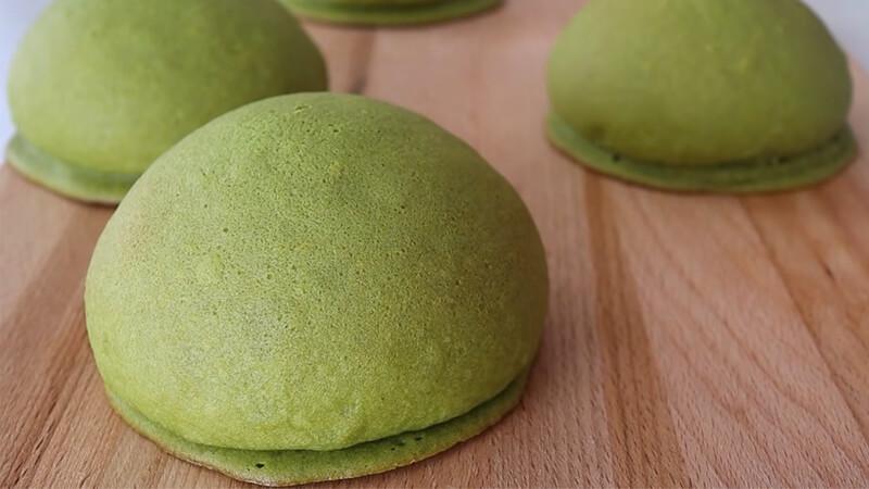 Khám phá cách làm bánh papparoti trà xanh với lớp vỏ giòn, hương vị thơm ngon đầy mới mẻ ngay tại nhà.