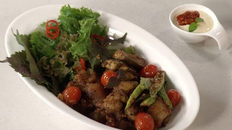 Khám phá ngay 2 công thức đuôi heo nướng chao và sate giòn ngon, đầy mê hoặc, cho bữa ăn thêm phần đặc sắc.