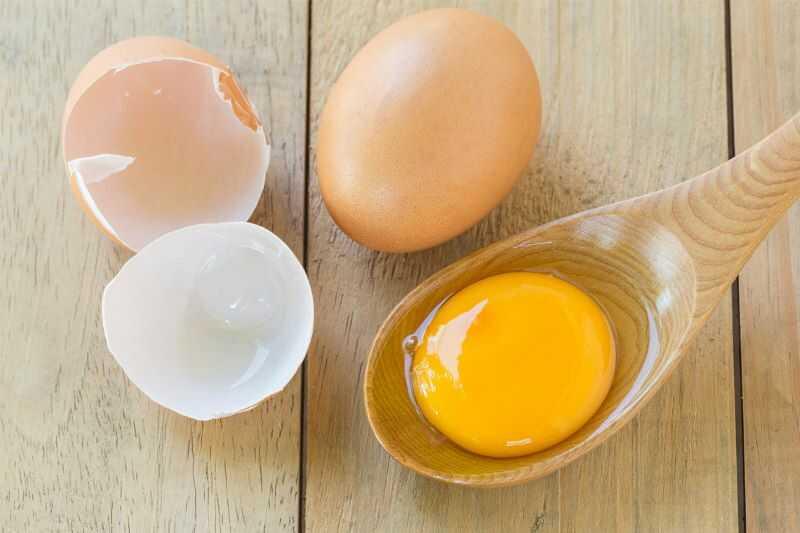 Cha mẹ cần lưu ý khi cho trẻ ăn trứng, vì dù đây là món ăn phổ biến, nhưng nếu không cẩn trọng có thể dẫn đến những vấn đề không mong muốn.