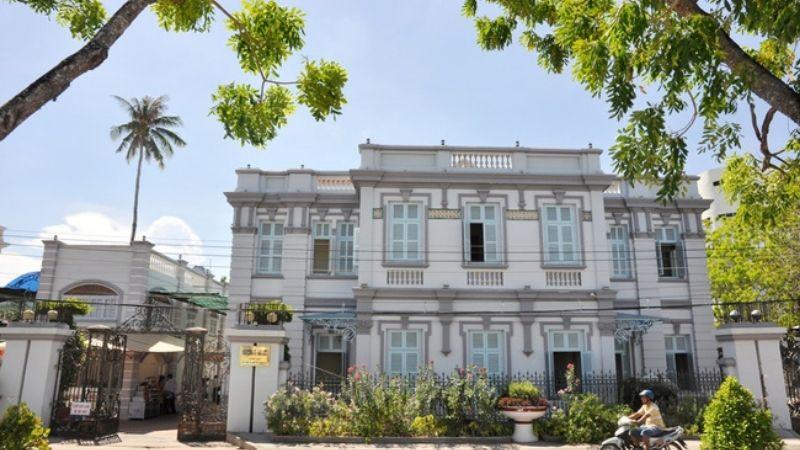 Nhà công tử Bạc Liêu - Điểm đến mê hoặc với những câu chuyện huyền bí