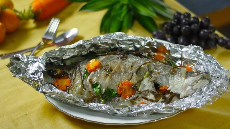 Hướng dẫn cách làm cá chẽm nướng giấy bạc với thịt ngọt mềm, chắc chắn sẽ khiến bạn mê mẩn