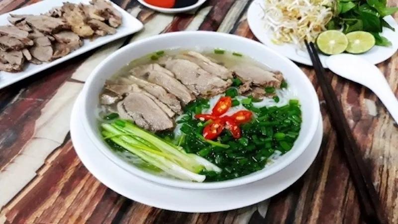 Hướng dẫn cách nấu bún ngan mọc thơm ngon chuẩn vị, để bạn dễ dàng chế biến món ăn đậm đà này ngay tại nhà.