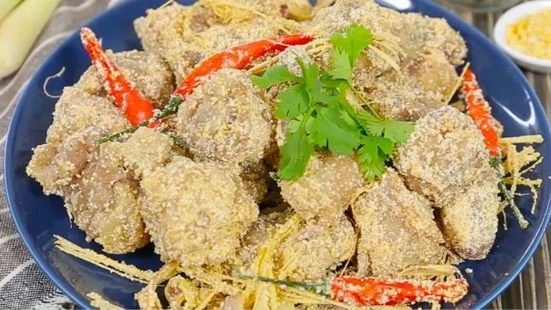 Khám phá ngay công thức đuôi heo rang muối với hương vị đậm đà và độ giòn tuyệt vời, khiến bữa ăn thêm hấp dẫn.