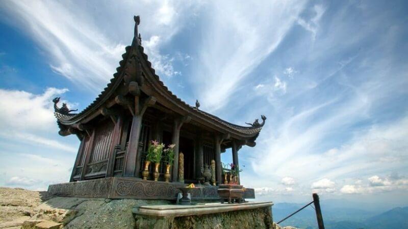 Lễ hội Yên Tử: Một hành trình tìm kiếm bình an qua những nghi lễ linh thiêng tại chùa Yên Tử