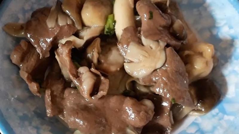 Cách chế biến tim bò xào nấm đơn giản, thơm ngon, không thể thiếu trong bữa ăn gia đình