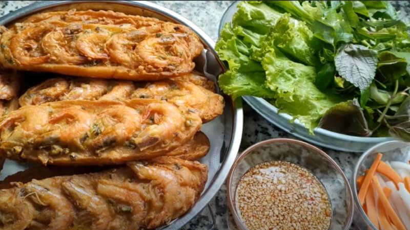 Khám phá công thức bánh mì chiên tôm thơm ngon giòn xốp, độc đáo và dễ làm ngay tại nhà.