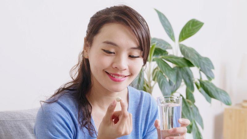Tuổi 40, một thời điểm đòi hỏi sự chăm sóc đặc biệt để giữ gìn sức khỏe và vẻ đẹp. Dưới đây là 10 sản phẩm được khuyến nghị để giúp phụ nữ ở độ tuổi này duy trì làn da khỏe mạnh và tươi trẻ.