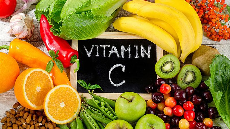 Vitamin C không chỉ là nguồn sức mạnh giúp tăng cường hệ miễn dịch mà còn là người bạn đồng hành trong việc giữ gìn làn da trẻ trung và khỏe mạnh. Tác dụng của Vitamin C đối với sức khỏe và sắc đẹp phái nữ là không thể phủ nhận.