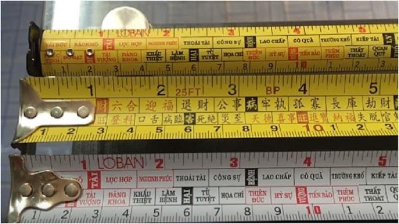 Thước Lỗ Ban là một công cụ phong thủy độc đáo, dùng để xác định kích thước phù hợp cho các công trình, mang lại sự thuận lợi và tài lộc. Vậy thước Lỗ Ban thực sự là gì và làm thế nào để tra cứu đúng chuẩn? Cùng khám phá ngay!