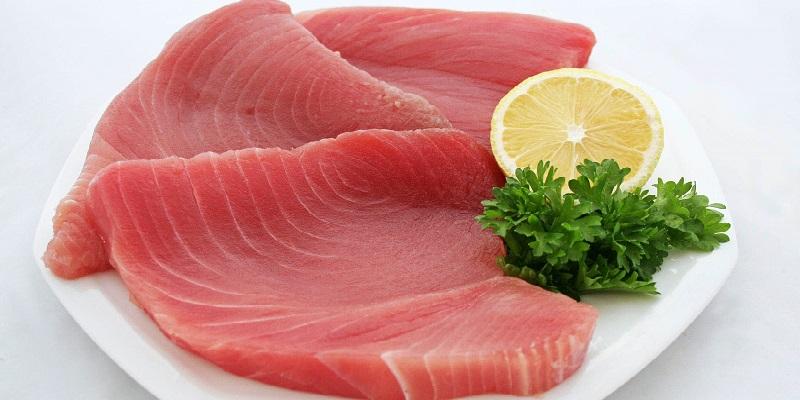 Có nên tránh ăn cá biển sau khi sinh? Những điều cần biết