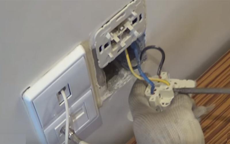Nhận diện các dấu hiệu cho thấy hệ thống điện trong nhà gặp sự cố và cách khắc phục kịp thời