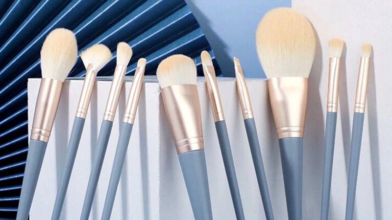 7 bộ cọ trang điểm dễ sử dụng, lý tưởng cho những người mới bắt đầu