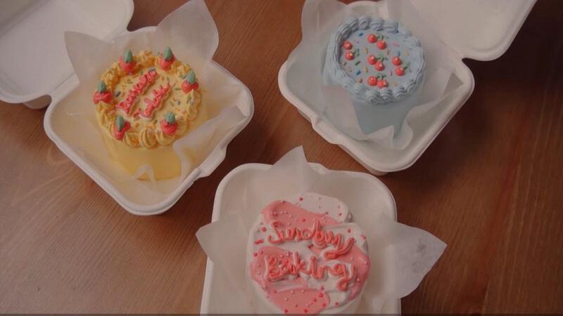 Khám phá cách làm mini cake Hàn Quốc độc đáo và dễ thực hiện, mang đến những chiếc bánh thơm ngon, xinh xắn.