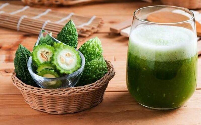 Khổ qua chế biến thành đá viên không chỉ giúp da sáng mịn mà còn mang lại hiệu quả vượt trội trong việc trị mụn.