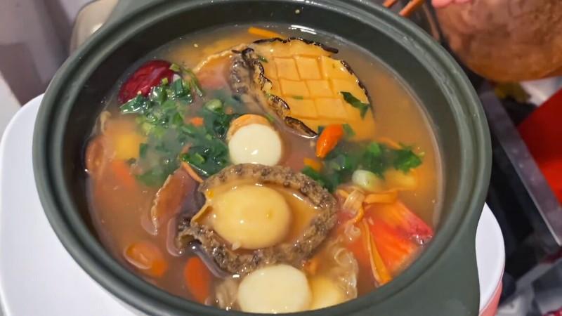 Khám phá cách làm súp bào ngư hải sản bổ dưỡng cho cả gia đình