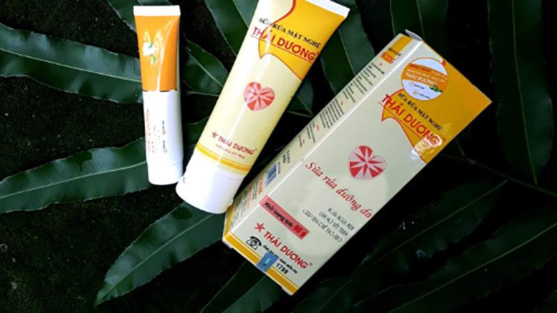 Kem nghệ trị sẹo Thái Dương với thành phần Curcumin: Sản phẩm có thực sự mang lại hiệu quả cao trong việc điều trị sẹo và thâm? Và giá thành của nó ra sao?