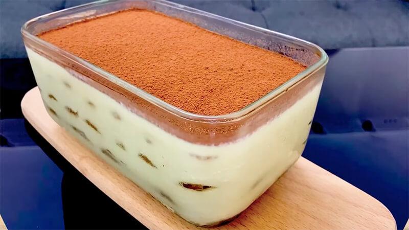 Hướng dẫn làm bánh Tiramisu thơm ngon tại nhà, đơn giản và dễ dàng chỉ trong vài phút.
