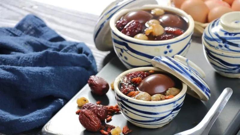 6 món chè Hoa nổi bật mà bất kỳ ai cũng nên thưởng thức ít nhất một lần trong đời.