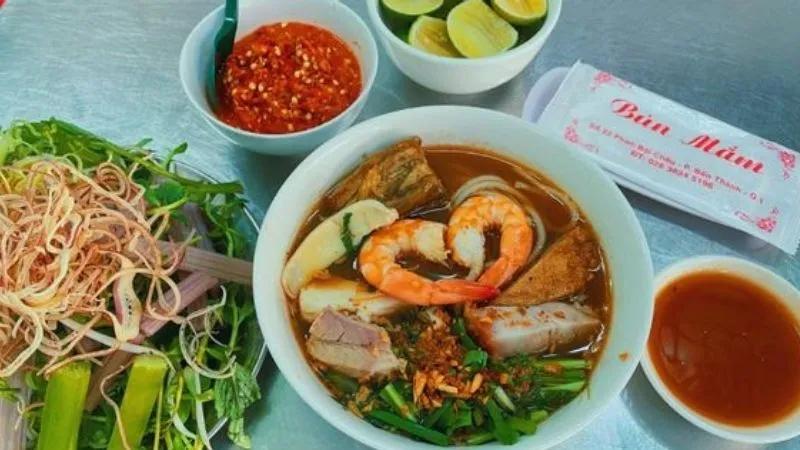 Khám phá 5 quán bún mắm hấp dẫn tại quận 1, nơi những tô bún luôn đầy ắp, bắt mắt và không thiếu phần chất lượng tuyệt vời.