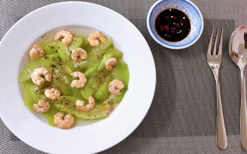 Khám phá cách chế biến bầu xào tôm tươi hấp dẫn, dễ làm và đầy dinh dưỡng cho cả gia đình.