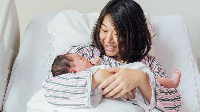 Khám phá ý nghĩa của việc ‘ở cữ’ và các phương pháp khoa học để hồi phục sau sinh an toàn và hiệu quả.