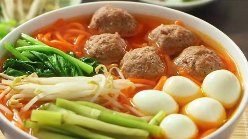 Khám phá cách chế biến bún đỏ Buôn Mê Thuột – đặc sản nổi tiếng của phố núi