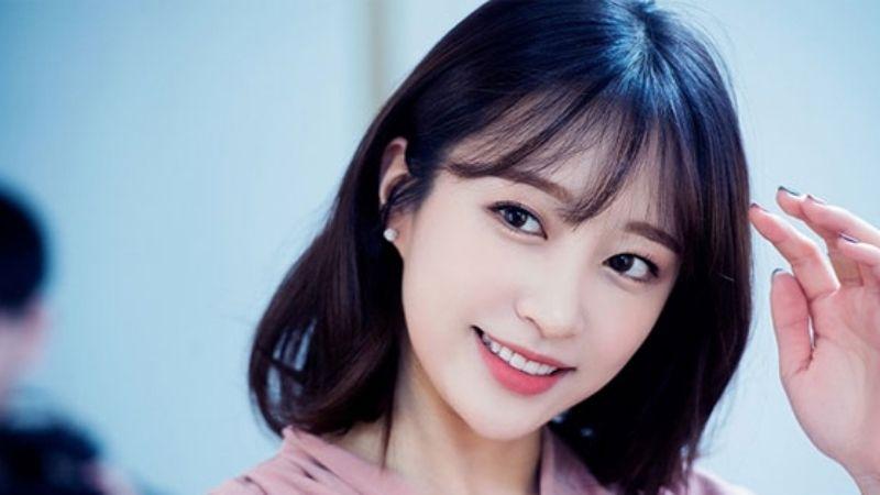 Những kiểu tóc dành cho người trán cao giúp nàng che đi khuyết điểm một cách hoàn hảo và thu hút ánh nhìn