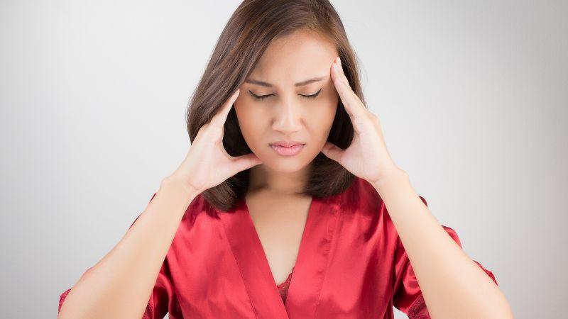 Đau đầu sau chu kỳ kinh nguyệt: Nguyên nhân và phương pháp điều trị hiệu quả