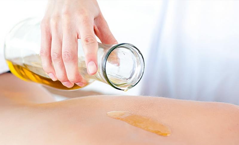 Khám phá những lợi ích khi kết hợp dầu oliu với sữa tắm