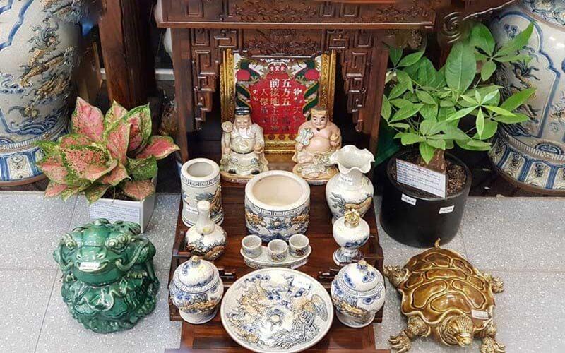 Hướng dẫn cách bố trí Ông Địa và Thần Tài ở vị trí đúng, để đón nhận may mắn và tài lộc