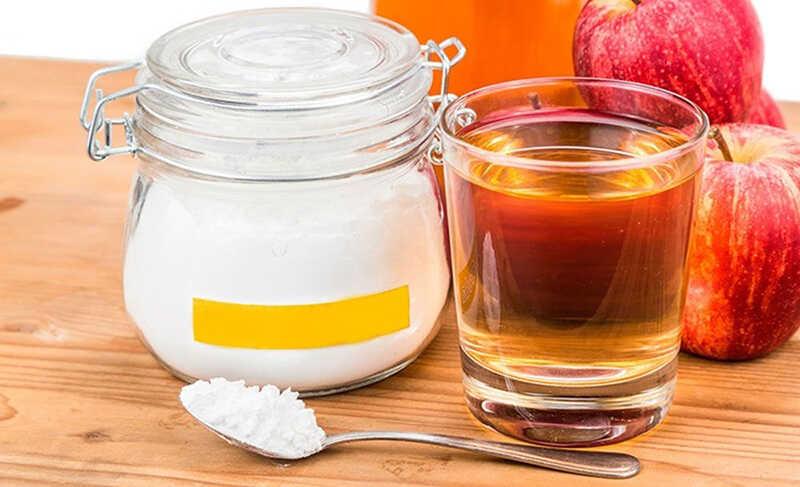 Baking soda sẽ giúp bạn giải quyết nỗi lo gàu một cách triệt để, mang lại mái tóc sạch sẽ và khỏe mạnh.